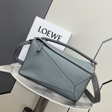 로에베 LOEWE 클래식 카프스킨 퍼즐백 LW0170