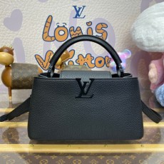 루이비통 LV 카퓌신 이스트 웨스트 토트백 M27185