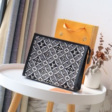 루이비통 LV SINCE1854 토일레트리 토일렛클러치 M80074