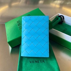 보테가 BOTTEGA VENETA  남여공용 여권지갑 BO0789