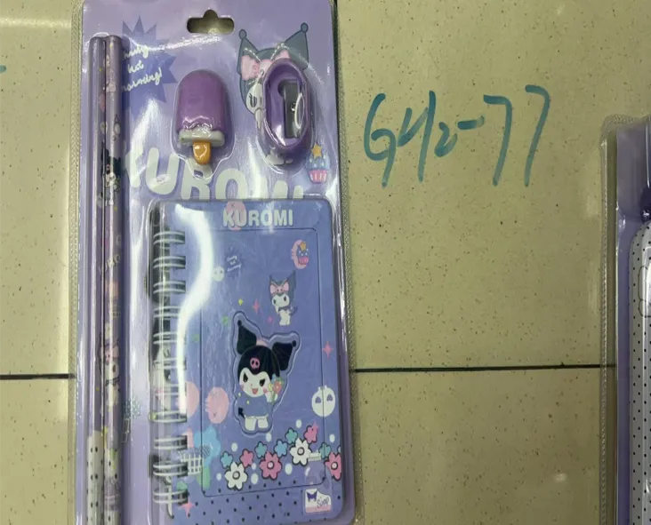 [8-GH2-77] Kit Escolar Kuromi Con Libreta Espiral Lapiz Sacapuntas